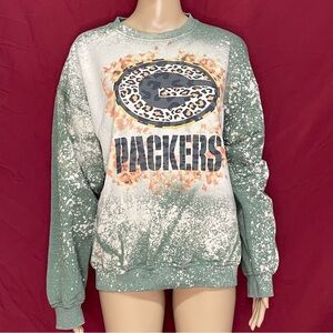 Vintage Custom Upcycled Green Bay Packers Bleach Dyed Sweatshirt Size Large